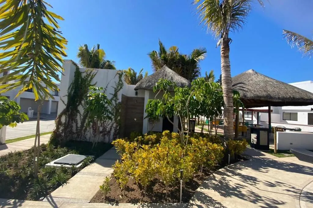 בית נופש הוילה Casa En Renta Vacacional En Palmilla מזטלן