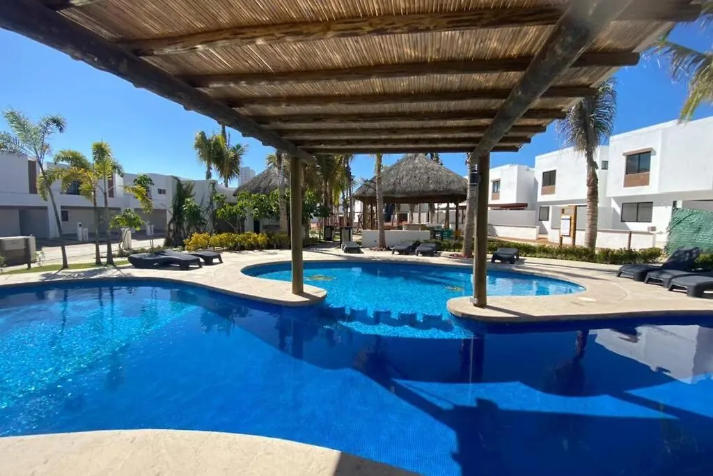 בית נופש הוילה Casa En Renta Vacacional En Palmilla מזטלן מקסיקו